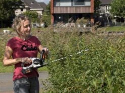 Taille-haies électrique à Batterie Batavia - Lame De 51 Cm En Acier - SANS BATTERIE NI CHARGEUR -Entretien Du Jardin taille haies lectrique batterie batavia lame de 51 cm en acier sans batterie ni chargeur taille haies lectrique batterie batavia 32934 5 1644399273 IMG 62038aa926c68