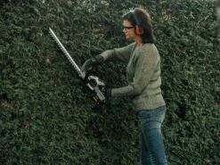 Taille-haies électrique à Batterie Batavia - Lame De 51 Cm En Acier - SANS BATTERIE NI CHARGEUR -Entretien Du Jardin taille haies lectrique batterie batavia lame de 51 cm en acier sans batterie ni chargeur taille haies lectrique batterie batavia 32934 5 1644399273 IMG 62038aa928143