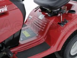 Tondeuse Autoportée MTD SMART RE 125 Transmatic, Bac Ramassage, Tondeuse -Entretien Du Jardin tondeuse autoporte mtd smart re 125 transmatic bac ramassage tondeuse la carrosserie en acier maill 4296 1 1412670600 trattorino rasaerba mtd re125b 17