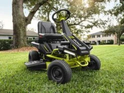 Tondeuse Autoportée Sur Batterie Ryobi RY48RM76A - Moteur électrique à Batterie 48V/50Ah - Coupe De 76cm - 2en1