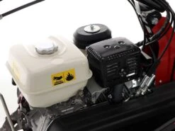 Tondeuse Débroussailleuse à Fléaux à Chenilles Benassi T750 SHD - Avec Moteur Honda GX270 -Entretien Du Jardin tondeuse debroussailleuse a fleaux a chenilles benassi t750 shd avec moteur honda gx270 moteur honda gx 270 33445 9 1646988673 IMG 622b0d81ac2c3