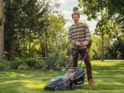 Tondeuse à Gazon Sur Batterie Gardena PowerMax 37/36V P4A - 4ah - 37 Cm -Entretien Du Jardin tondeuse gazon sur batterie gardena powermax 37 36v p4a 4ah 37 cm tondeuse sans fil gardena powermax 37 36v p4a 41719 1 1683016397 IMG 6450cacda9bfb