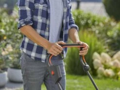 Tondeuse à Gazon Sur Batterie Gardena PowerMax 37/36V P4A - 4ah - 37 Cm -Entretien Du Jardin tondeuse gazon sur batterie gardena powermax 37 36v p4a 4ah 37 cm tondeuse sans fil gardena powermax 37 36v p4a 41719 1 1683016397 IMG 6450cacdadc2b