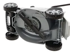 Tondeuse électrique 1400W IKRA IERM 1434 - Bac De 35 L + éjection Postérieure - 34 Cm -Entretien Du Jardin tondeuse lectrique 1400w ikra ierm 1434 bac de 35 l jection postrieure 34 cm lame en acier 18676 2 1573730077 IMG 2788