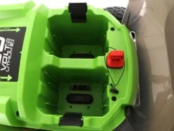 Tondeuse Tractée à Batterie Greenworks GD60LM46SP - 60V/4Ah - 4en1 -Entretien Du Jardin tondeuse tracte batterie greenworks gd60lm46sp 60v 4ah 4en1 moteur batterie 29164 8 1621257176 IMG 60a26bd8a7a73