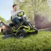 Tracteur Tondeuse à Batterie Ryobi RM480E - Coupe Mulching - Éjection Latérale - 4 X 12V Au Plomb Liquide
